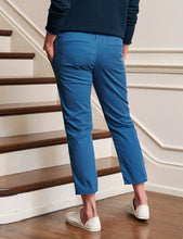 Load image into Gallery viewer, F&amp;E Italian Chino in Royal Blue
