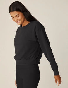 Beyond Yoga On the Go Pullover in Black