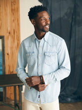 Load image into Gallery viewer, Faherty Men&#39;s Denim Western Shirt in Rocky River Wash
