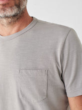 Load image into Gallery viewer, Faherty Men&#39;s Sunwashed Pocket Tee in Wind Grey
