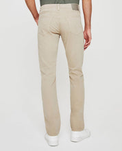Load image into Gallery viewer, AG Men&#39;s Everett Sueded Sateen in Latte
